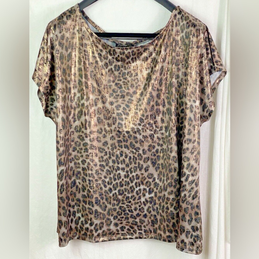 Leopard nwt size 3x Metallic Top cheetah animal print park & main